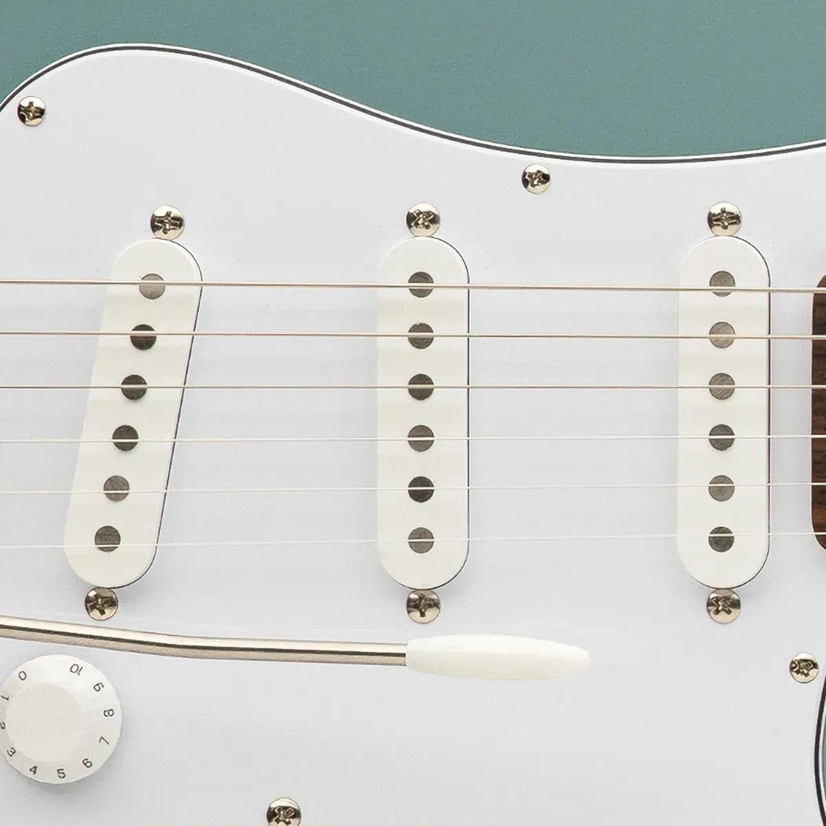 Servicio de Mantenimiento General para guitarras Eléctricas y Bajos en tienda Quality Guitar Cdmx en Holbein colonia Noche buena